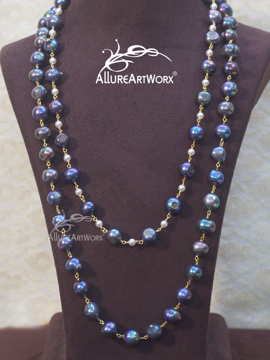 Pearl Neckpiece